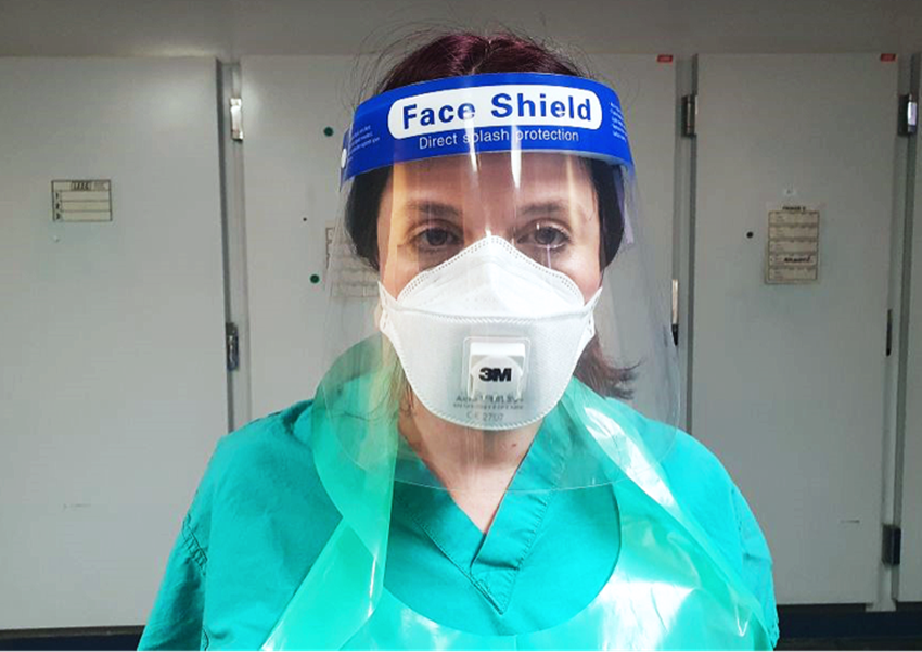 What is an anatomical pathology technologist?