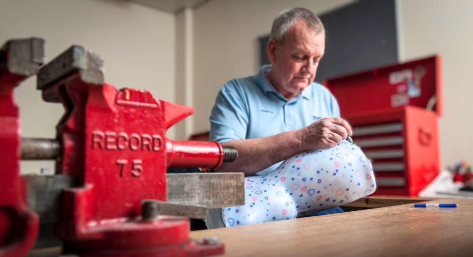What is an orthotic support worker?