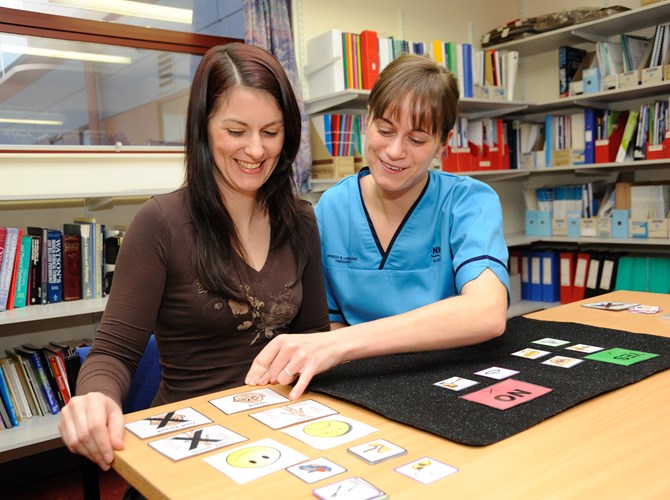What is a speech and language therapist?