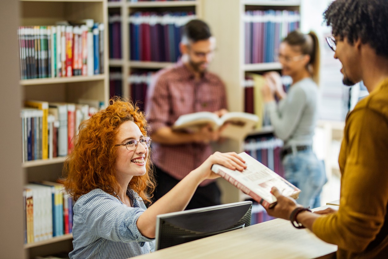 What is a library and knowledge services assistant?
